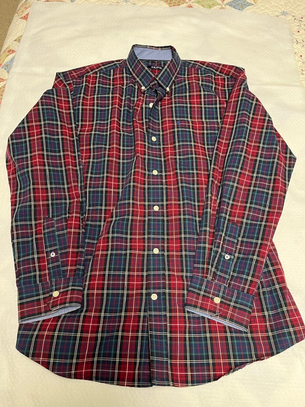Izod Shirt Men’s Medium Green Tartan Plaid Collared